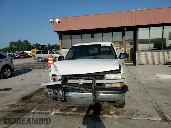 2000 Chevrolet Suburban with VIN 1GNFK16T1YJ183059, listed as a Copart auction lot 66229194 with 0 mi miles and Salvage Title. Bid and sale history available at carsss.com. Image 12.