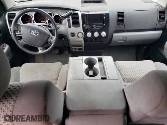 2008 Toyota Tundra z VIN 5TBBV54198S514442, wystawiony jako Copart lot #57291885 z przebiegiem 162 838 mil mil oraz Czysty tytuł • Clean title. Historia ofert i sprzedaży dostępna na DreamBid. Obrazek 8.