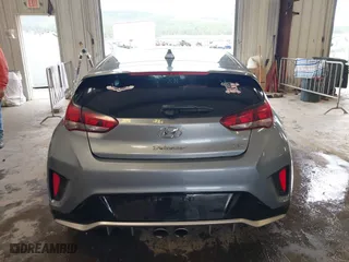 2020 Hyundai Veloster Turbo with VIN KMHTH6AB6LU029925, listed as a IAAI auction lot 41885736 with 60,625 mi miles. Bid and sale history available at carsss.com. Image 17.