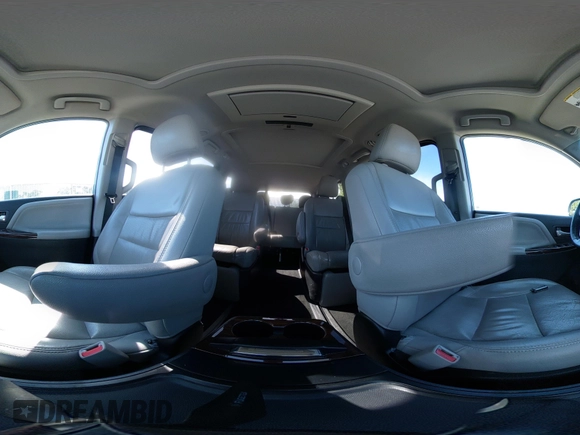 2015 Toyota Sienna XLE z VIN 5TDYK3DC4FS590924, wystawiony jako IAAI lot #42104086 z przebiegiem 209 280 mil mil oraz . Historia ofert i sprzedaży dostępna na DreamBid. Obrazek 18.