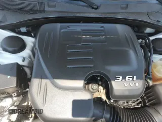 2019 Dodge Charger SXT с VIN 2C3CDXBG6KH692255, выставлен на аукционе Copart как лот 67773345 с пробегом 90 086 миль миль и Списание • Salvage title. История ставок и продаж доступна на DreamBid. Изображение 13.
