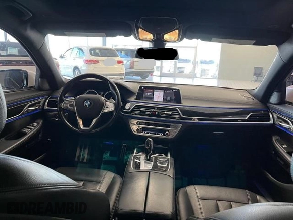 2018 BMW 7 Series 740i with VIN WBA7E2C50JG743251, listed as a Copart auction lot 46553935 with 60,974 mi miles and Clean Title. Bid and sale history available at carsss.com. Image 9.