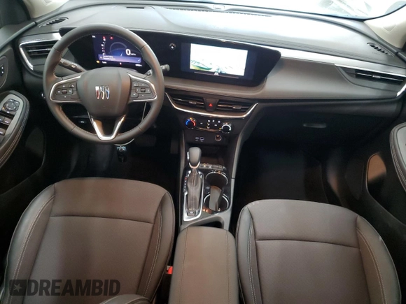 2024 Buick Encore GX Preferred с VIN KL4AMCSL9RB184965, выставлен на аукционе Copart как лот 58362615 с пробегом 6 152 миль миль и Списание • Salvage title. История ставок и продаж доступна на DreamBid. Изображение 8.