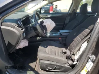 2020 Ford Fusion SE z VIN 3FA6P0HD3LR252722, wystawiony jako Copart lot #54243945 z przebiegiem 29 076 mil mil oraz Szkoda całkowita • Salvage title. Historia ofert i sprzedaży dostępna na DreamBid. Obrazek 7.