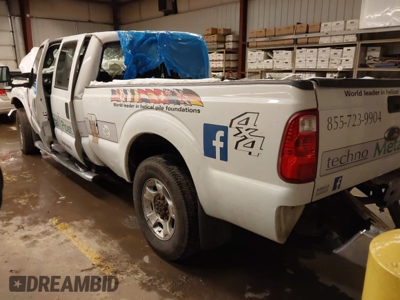 2015 Ford F-250 Lariat with VIN 1FT7W2BT2FEB23987, listed as a IAAI auction lot 41538076 with 297,010 mi miles and . Bid and sale history available at DreamBid. Image 3.