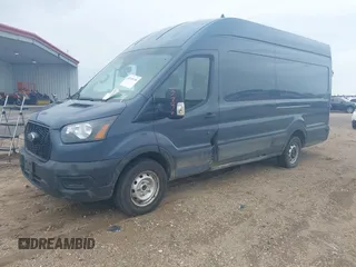 2021 Ford Transit Cargo с VIN 1FTBR3X84MKA82773, выставлен на аукционе IAAI как лот 42340746 с пробегом 102 033 миль миль и . История ставок и продаж доступна на DreamBid. Изображение 2.