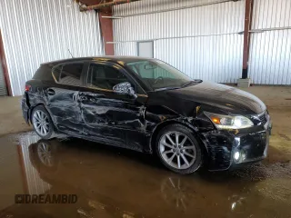 2013 Lexus CT 200h z VIN JTHKD5BH2D2162914, wystawiony jako Copart lot #45726935 z przebiegiem 149 687 mil mil oraz Szkody całkowita. Historia ofert i sprzedaży dostępna na DreamBid. Obrazek 4.