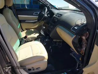 2016 Ford Explorer XLT with VIN 1FM5K8DH7GGD33498, listed as a IAAI auction lot 41877596 with 66,847 mi miles and . Bid and sale history available at DreamBid. Image 5.