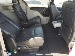 2014 Chrysler Town & Country Touring z VIN 2C4RC1BG9ER125980, wystawiony jako Copart lot #55575455 z przebiegiem 246 013 mil mil oraz Szkoda całkowita • Salvage title. Historia ofert i sprzedaży dostępna na DreamBid. Obrazek 11.