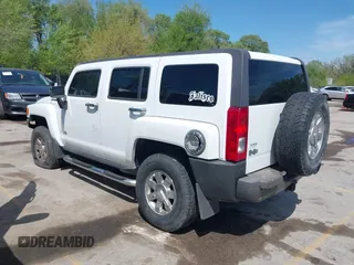 2006 Hummer H3 with VIN 5GTDN136168149867, listed as a IAAI auction lot 42057675 with 208,595 mi miles. Bid and sale history available at carsss.com. Image 3.