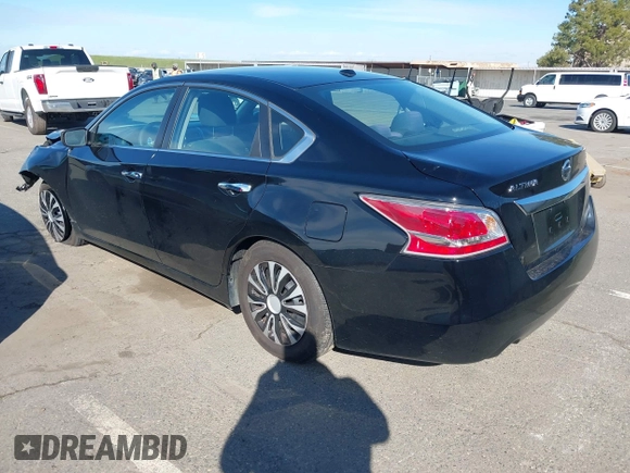 2015 Nissan Altima S with VIN 1N4AL3AP3FN883778, listed as a IAAI auction lot 41712670 with 119,456 mi miles and . Bid and sale history available at DreamBid. Image 3.