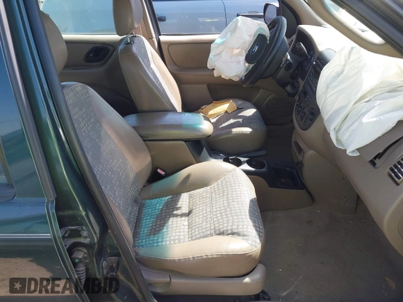 2002 Ford Escape XLS Choice with VIN 1FMYU02192KB15373, listed as a IAAI auction lot 42108982 with 175,538 mi miles and . Bid and sale history available at DreamBid. Image 5.