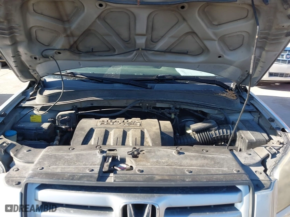 2008 Honda Pilot EX-L with VIN 5FNYF28598B025067, listed as a IAAI auction lot 41638109 with 200,093 mi miles. Bid and sale history available at carsss.com. Image 10.
