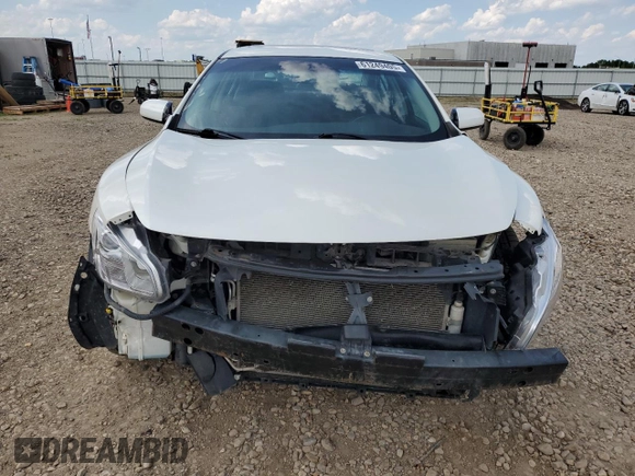 2014 Nissan Maxima S with VIN 1N4AA5AP7EC464943, listed as a Copart auction lot 61249405 with 112,209 mi miles and Salvage title. Bid and sale history available at DreamBid. Image 5.