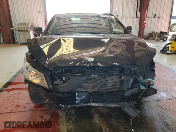 2014 Buick LaCrosse Leather with VIN 1G4GB5G32EF253276, listed as a Copart auction lot 61635095 with 85,659 mi miles and Salvage title. Bid and sale history available at DreamBid. Image 5.