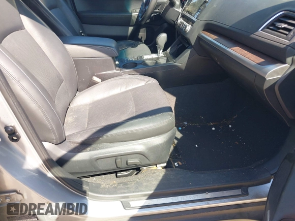 2016 Subaru Outback Limited with VIN 4S4BSENC5G3340932, listed as a IAAI auction lot 42398079 with 283,310 mi miles and . Bid and sale history available at DreamBid. Image 5.