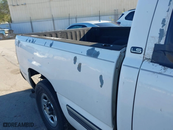2001 Chevrolet Silverado 1500 LT with VIN 2GCEC19T511137148, listed as a IAAI auction lot 41831691 with 312,233 mi miles. Bid and sale history available at carsss.com. Image 15.