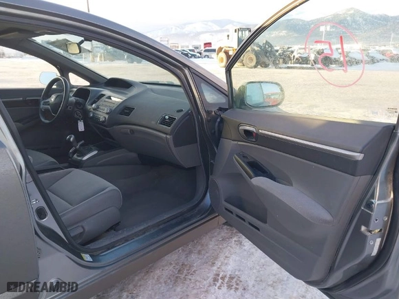 2008 Honda Civic Sdn EX with VIN 2HGFA15838H303858, listed as a IAAI auction lot 41361141 with 163,990 mi miles. Bid and sale history available at carsss.com. Image 5.