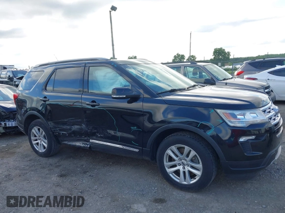 2018 Ford Explorer XLT z VIN 1FM5K8D85JGC21810, wystawiony jako IAAI lot #42269512 z przebiegiem 68 533 mil mil oraz . Historia ofert i sprzedaży dostępna na DreamBid. Obrazek 6.