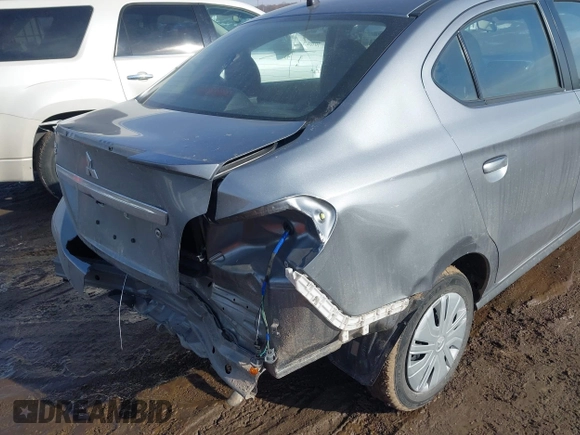 2023 Mitsubishi Mirage ES с VIN ML32FUFJ7PHF04724, выставлен на аукционе IAAI как лот 41653973 с пробегом 18 417 миль миль и . История ставок и продаж доступна на DreamBid. Изображение 6.