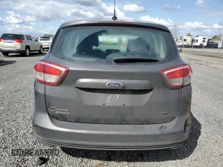 2017 Ford C-Max SE z VIN 1FADP5EU7HL112817, wystawiony jako Copart lot #51847505 z przebiegiem 134 357 mil mil oraz Szkoda całkowita • Salvage title. Historia ofert i sprzedaży dostępna na DreamBid. Obrazek 6.