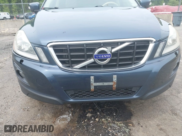 2010 Volvo XC60 3.0T with VIN YV4992DZ4A2027688, listed as a IAAI auction lot 42357112 with 201,222 mi miles and . Bid and sale history available at DreamBid. Image 6.