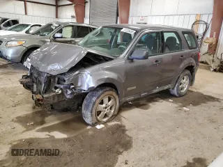 2012 Ford Escape XLS z VIN 1FMCU0C75CKB77464, wystawiony jako Copart lot #54835735 z przebiegiem 225 885 mil mil oraz Nie do naprawy • Non repairable. Historia ofert i sprzedaży dostępna na DreamBid. Obrazek 1.