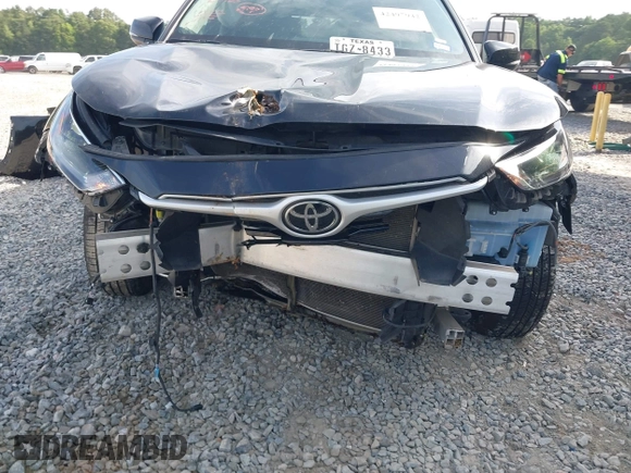 2023 Toyota Highlander L with VIN 5TDKDRAHXPS511843, listed as a IAAI auction lot 42497942 with 41,554 mi miles and . Bid and sale history available at DreamBid. Image 18.