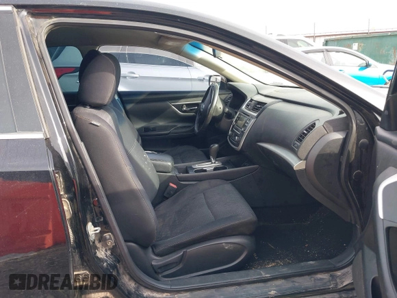 2016 Nissan Altima SR with VIN 1N4AL3AP5GC162973, listed as a IAAI auction lot 42110642 with 231,790 mi miles and . Bid and sale history available at DreamBid. Image 5.