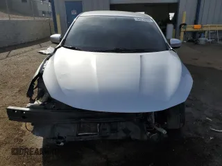 2017 Nissan Sentra SV z VIN 3N1AB7AP4HL698746, wystawiony jako Copart lot #84210594 z przebiegiem 150 673 mil mil oraz Szkoda całkowita • Salvage title. Historia ofert i sprzedaży dostępna na DreamBid. Obrazek 5.
