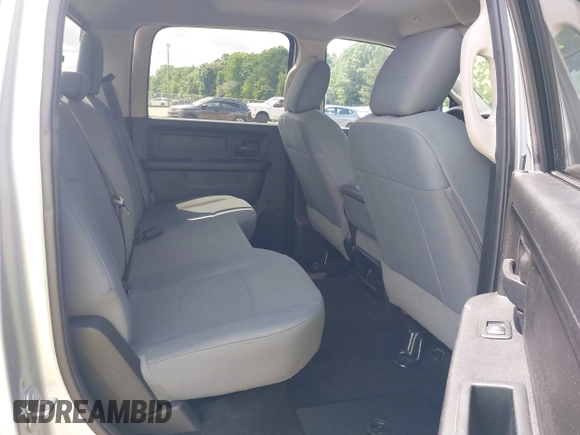 2017 Ram 2500 Tradesman with VIN 3C6UR5CL6HG519174, listed as a IAAI auction lot 42243020 with 99,303 mi miles and . Bid and sale history available at DreamBid. Image 8.
