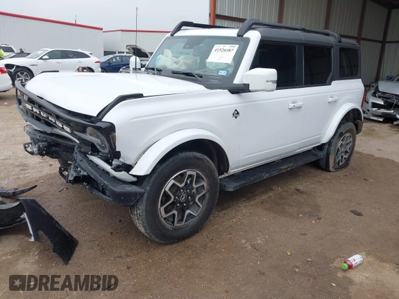 2024 Ford Bronco Outer Banks with VIN 1FMDE8BH4RLA69172, listed as a IAAI auction lot 41526087 with 24,467 mi miles. Bid and sale history available at carsss.com. Image 17.