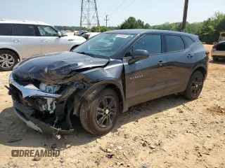2022 Chevrolet Blazer LT z VIN 3GNKBCR43NS117301, wystawiony jako Copart lot #62365485 z przebiegiem Nie podano mil oraz Szkoda całkowita • Salvage title. Historia ofert i sprzedaży dostępna na DreamBid. Obrazek 1.