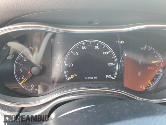 2017 Jeep Grand Cherokee Limited with VIN 1C4RJFBG7HC753620, listed as a Copart auction lot 57394275 with 174,458 mi miles and Salvage title. Bid and sale history available at DreamBid. Image 9.