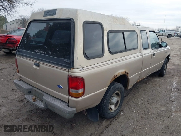 1995 Ford Ranger Splash with VIN 1FTCR14U6SPA67993, listed as a IAAI auction lot 41701522 with 216,510 mi miles. Bid and sale history available at carsss.com. Image 4.
