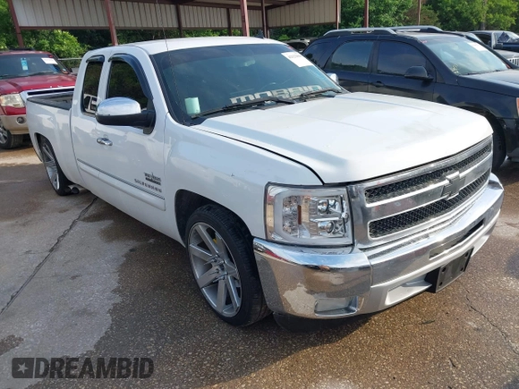2013 Chevrolet Silverado 1500 LT with VIN 1GCRCSE05DZ366248, listed as a IAAI auction lot 42122068 with 233,316 mi miles and . Bid and sale history available at DreamBid. Image 1.