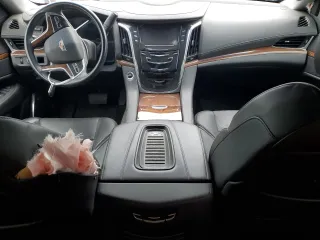 2019 Cadillac Escalade ESV Premium Luxury z VIN 1GYS3JKJXKR210075, wystawiony jako Copart lot #81548984 z przebiegiem Nie podano mil oraz Szkoda całkowita • Salvage title. Historia ofert i sprzedaży dostępna na DreamBid. Obrazek 8.