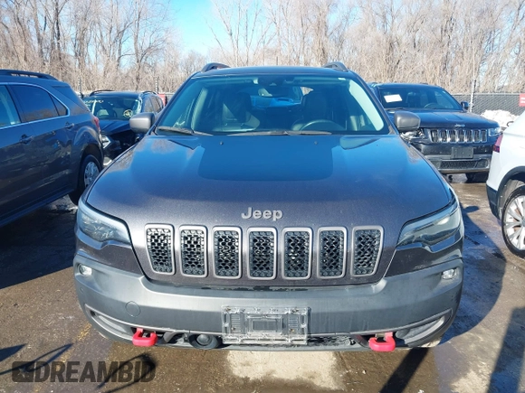 2019 Jeep Cherokee Trailhawk Elite with VIN 1C4PJMBX9KD369142, listed as a IAAI auction lot 41337108 with 66,780 mi miles. Bid and sale history available at carsss.com. Image 12.