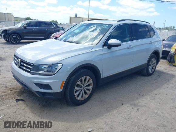 2018 Volkswagen Tiguan SEL with VIN 3VV3B7AX5JM053045, listed as a IAAI auction lot 41963017 with 77,495 mi miles and . Bid and sale history available at DreamBid. Image 17.