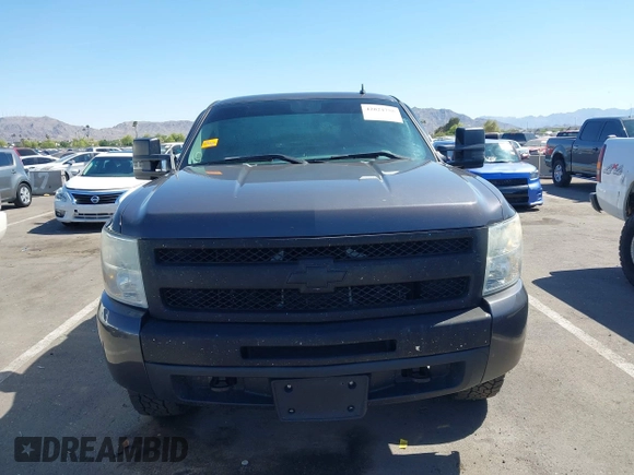 2010 Chevrolet Silverado 1500 LS with VIN 1GCSKREAXAZ137064, listed as a IAAI auction lot 42024758 with 125,401 mi miles and . Bid and sale history available at DreamBid. Image 12.