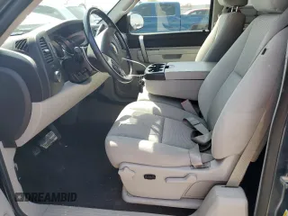 2011 Chevrolet Silverado 1500 LT with VIN 1GCRKSE38BZ113094, listed as a Copart auction lot 51160275 with 134,287 mi miles and Salvage Title. Bid and sale history available at DreamBid. Image 7.