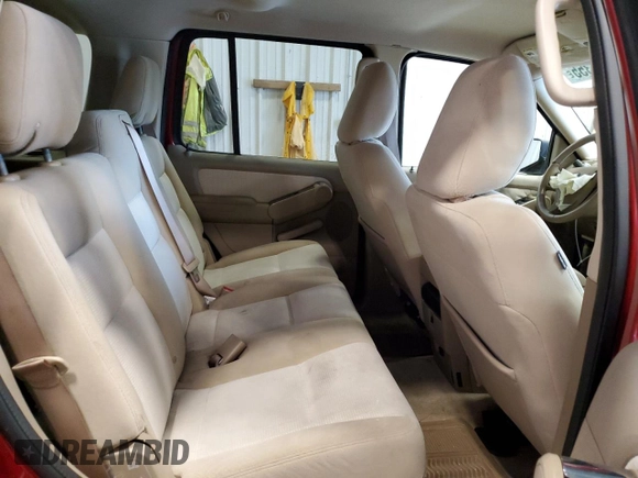 2010 Ford Explorer XLT с VIN 1FMEU7DE3AUA67478, выставлен на аукционе Copart как лот 57434355 с пробегом 159 172 миль миль и Списание • Salvage title. История ставок и продаж доступна на DreamBid. Изображение 11.