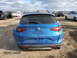 2018 Alfa Romeo Stelvio Ti Sport z VIN ZASFAKNN3J7B98256, wystawiony jako Copart lot #87103094 z przebiegiem 69 666 mil mil oraz Szkoda całkowita • Salvage title. Historia ofert i sprzedaży dostępna na DreamBid. Obrazek 6.
