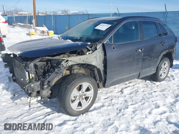 2021 Toyota RAV4 XLE with VIN 2T3P1RFV0MC244186, listed as a IAAI auction lot 41557771 with 33,205 mi miles and . Bid and sale history available at DreamBid. Image 18.