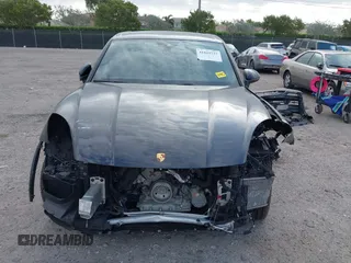 2021 Porsche Cayenne E-Hybrid Hybrid z VIN WP1AE2AYXMDA24566, wystawiony jako IAAI lot #41815737 z przebiegiem 51 149 mil mil oraz . Historia ofert i sprzedaży dostępna na DreamBid. Obrazek 13.