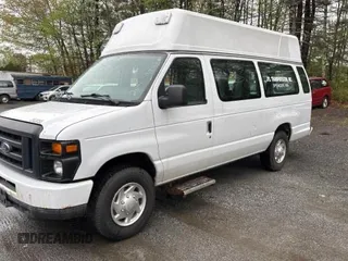 2014 Ford Econoline Cargo Commercial z VIN 1FTNS2EW3EDA97297, wystawiony jako Copart lot #62708585 z przebiegiem 167 805 mil mil oraz Czysty tytuł • Clean title. Historia ofert i sprzedaży dostępna na DreamBid. Obrazek 2.