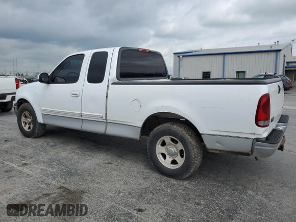 2002 Ford F-150 XL z VIN 1FTRX17W42NC08021, wystawiony jako Copart lot #54981215 z przebiegiem 109 078 mil mil oraz Czysty tytuł • Clean title. Historia ofert i sprzedaży dostępna na DreamBid. Obrazek 2.