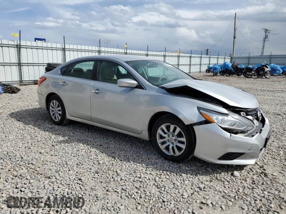 2016 Nissan Altima S with VIN 1N4AL3AP6GN306695, listed as a Copart auction lot 54538315 with 71,530 mi miles and Salvage Title. Bid and sale history available at DreamBid. Image 4.