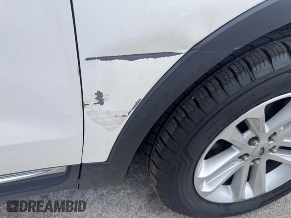 2011 Ford Explorer XLT with VIN 1FMHK7D83BGA41444, listed as a IAAI auction lot 42639747 with 101,637 mi miles and . Bid and sale history available at DreamBid. Image 6.