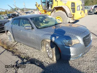 2016 Chrysler 300 Limited with VIN 2C3CCAAG0GH206659, listed as a IAAI auction lot 40583033 with 1 mi miles. Bid and sale history available at carsss.com. Image 1.
